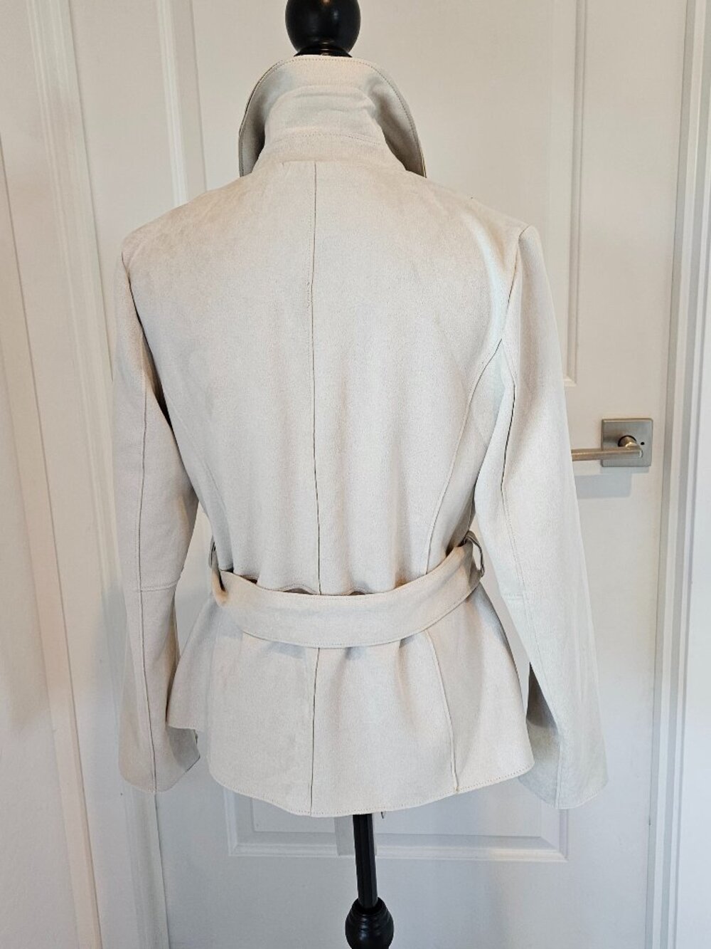 Truth soft beige faux leather jacket blazer with a belted waist size S/P - Picture 8 of 14